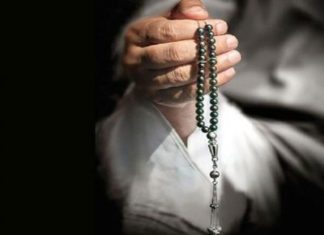 Istighfar Bisa Menjadi Solusi dari Segala Kesulitan Ilustrasi seorang sedang istighfar/Okezonemuslim