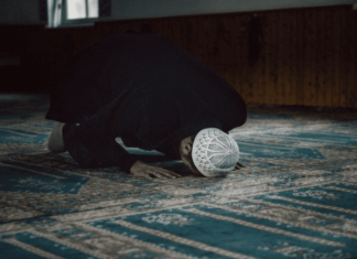 Menjaga Sholat Subuh dan Ashar Menjadi Sebab Memandang Wajah Allah