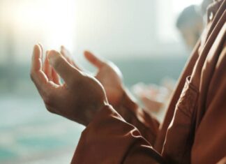 Dosa kepada Allah dan Sesama Manusia Berdoa kepada-Nya
