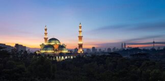 Barang Siapa yang Mengerjakan Kebaikan Niscaya akan Melihatnya Masjid