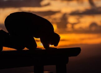 Mempersiapkan Kematian: Bekal Terbaik Seorang Mukmin Menghadap Allah Sujud