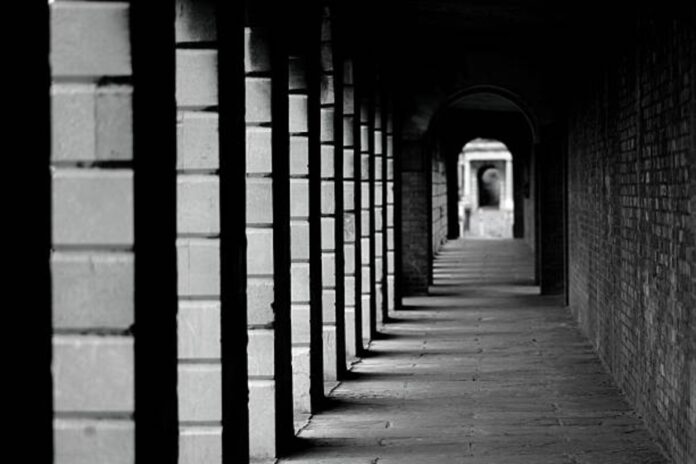 Lorong