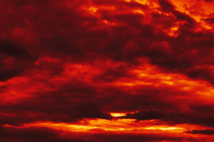 Langit merah